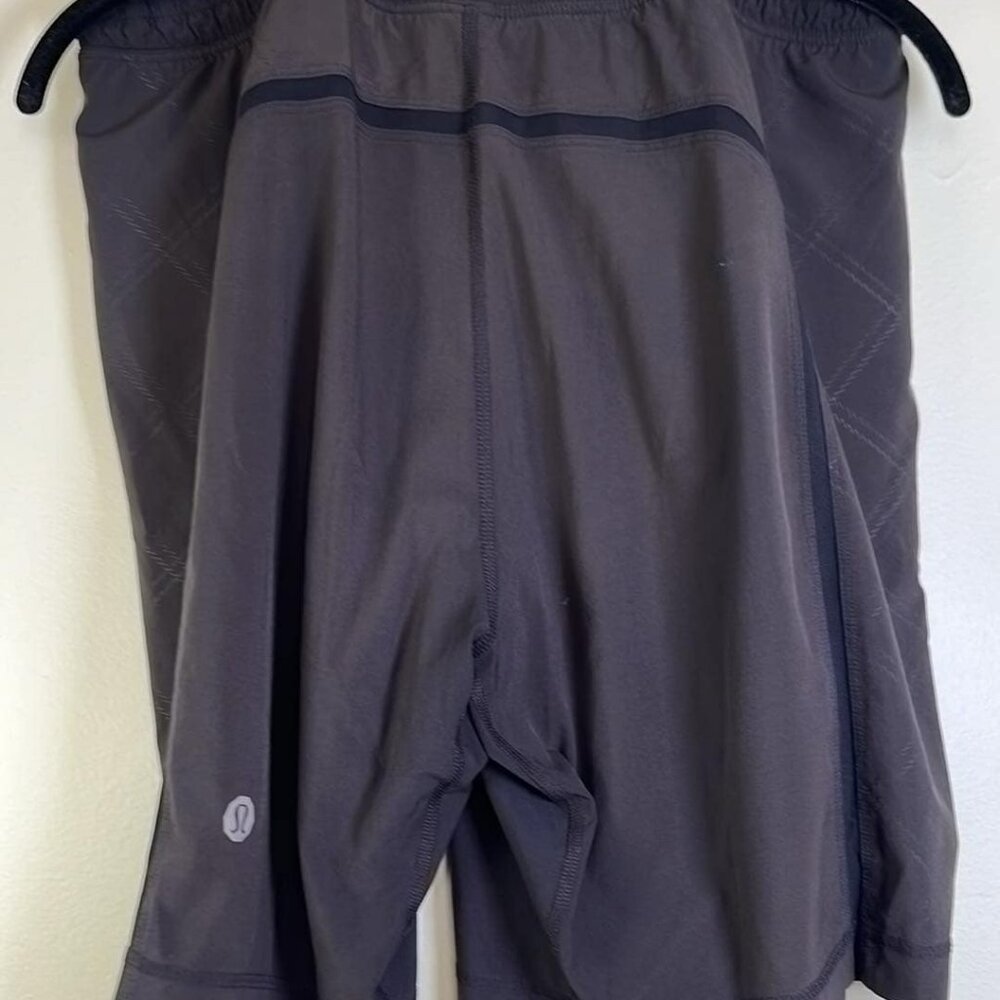 Lululemon Men’s Pace‎ Breaker Shorts Lined Monochromatic Drawstring Activewear
